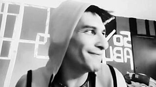 Kompilasi liar 5 fetish paling aneh dengan twinks Latina dan femdom ngewe.