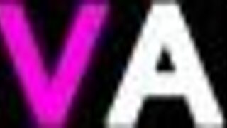 Valentina Nappi, prendi quel cazzo mostruoso profondo nel tuo culo piccolo 18+ durante questa scopata anale intensa.