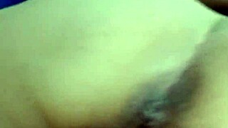 Ful mexicansk kvinde sprøjter i hjemmelavet video anime