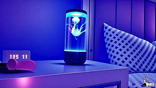 فتاة خجولة مسكونة شيطان ينيك العاهرات