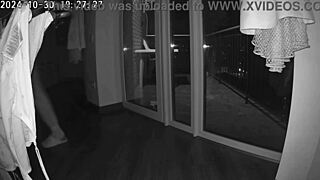 Nuova moglie gode segretamente del tempo con il fratello del marito in un setup anime homemade