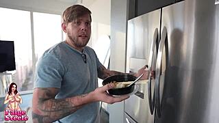 बेरोजगारी जैसा स्वाद हेरी कर्वी बेब के साथ रफ चुदाई में