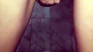 Един ден възбудена се мастурбирам много хубаво и краят е най-добрият в аниме част 2 😏✨