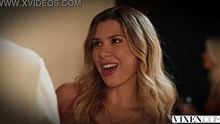 Osupljiva blond lepotica Ruby Reign jezdijo njegov velik tič ves dan v vixen stilu, čuti vsak potisk