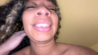 Eva Parker, hudiča, zasvojen sem z njenimi mokrimi gibi...