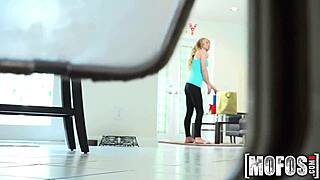 Hej, podívej na molly mae, jak se divoce chová na hlídce