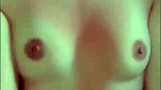 D VA Nyedot dan Naik Keras di Aksi Anime Overwatch. Fingering Liar dan Anal Ikut.