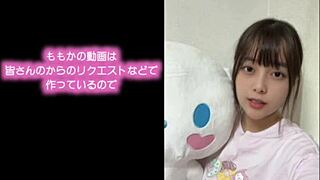 Tahle vysokoškolačka je nalákána svým trenérem v koupelně. Šukána zezadu, dokud nedojde.