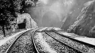 Desene Erotice Vintage Aduc Farmec Retro la Viață. Vezi Detaliile Păroase!