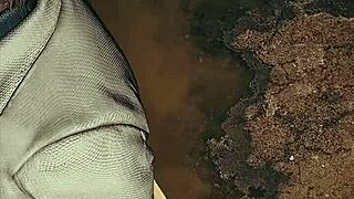 Reiko Kusumoto rikkomisuutisissa, ja voi, hän on kuuma milf!