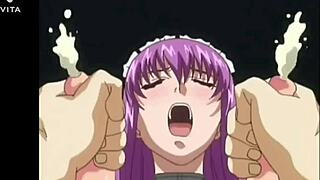 微妙暗示的泌乳大奶子在激烈Hentai操场景中挤奶