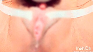 Bondage intense avec succion clitoris machine massage en anime