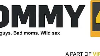 Macocha niszczy zemstą z dużymi cyckami.