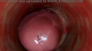 Obrovská ejakulace do hluboké píče