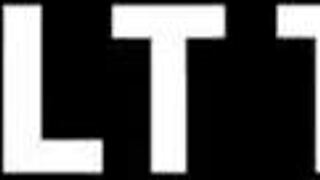 Anak mommy cuckold babe Jill Taylor tengok stepmom Mellanie Monroe kena kongkek kasar oleh BF besarnya