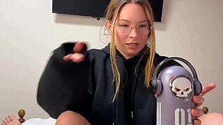 Jest zbyt słodka na porn, pomimo jej uroku