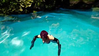 klein 18+ meisje geschokt door gigantische lul die haar gaten vernietigt