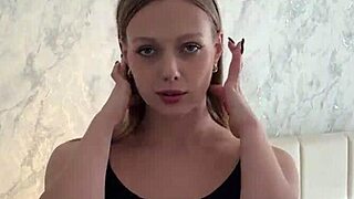 Želim da te jebem kao hrabri kurir, otvori mi pičku