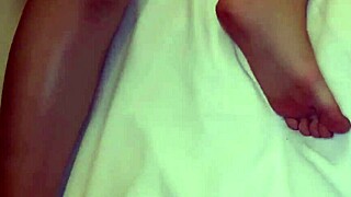 ดูสาวญี่ปุ่นผมบลอนด์สวยให้ดูดควยสมัครเล่นก่อนได้ครีมพายในคอสเพลย์บิกินีเซ็กซี่?