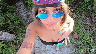 Big-boobed housewife gets caught flashing