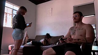 yo, sucking carmona while gaming, wanna join us?