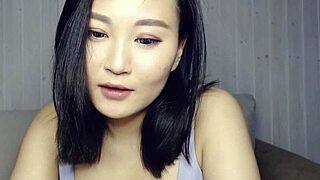 Oh, this hentai hypnosis sample by Hypnoblur is just me touching myself solo.