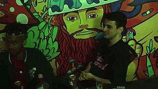 degustando camisinhas de todos os sabores in a young 18+ massage scene