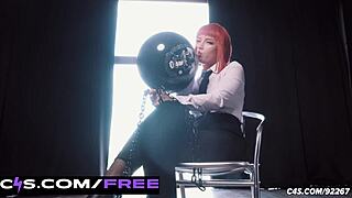 Makima rules with balloon fetish play!