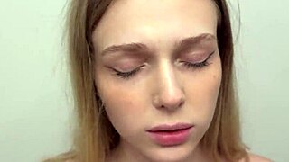 Blonde with big tits rides deep in bedroom but needs sex for rent