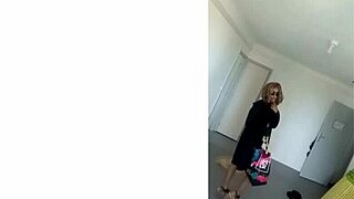 Cam show with group stripping