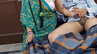 Desi Hot Beautiful Girl Fucking Hard!