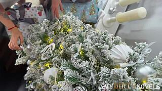 Sweetie Ray and Mary Frost share holiday anal in FFM with doggystyle and deepthroat