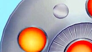 What dreams does the emo giantess uniform girl chase in MMD?