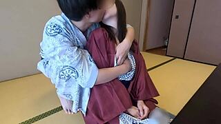 まりあ's natural tits get sudden lick after breakfast at enoshima inn