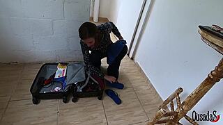 A ruiva gets surprised by making of cameras