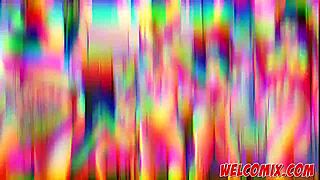 Nerd Aygır Üvey Annesinin Sıcak Sarışın Arkadaşını Sikiyor