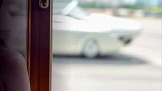 בנות אסייתיות מפורסמות מתגרות עם צלילי ASMR של כוס! 😍